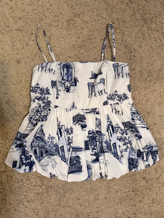 Abercrombie & Fitch Tops - Abercrombie & Fitch Women's Strapless Bubble Hem top Size XS